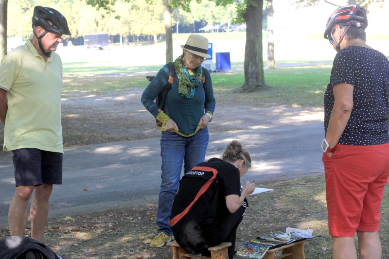 2025-08-20_malathon-chemnitz_19_marlis-seewald-u-a_2868_tonwert (Kirsten Kötter)